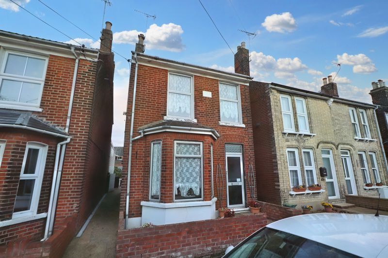 3 bed property for sale in Silcott Street, Brightlingsea CO7 Zoopla