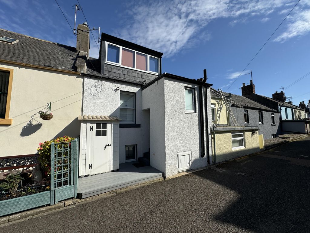 2 bed terraced house to rent in 6 Victoria Square, Ferryden, Montrose