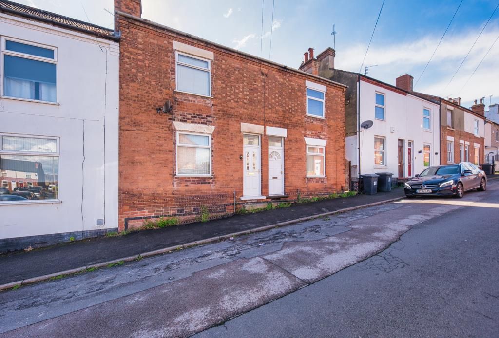 2 bed terraced house for sale in Park Road, Carlton, Nottingham NG4 Zoopla