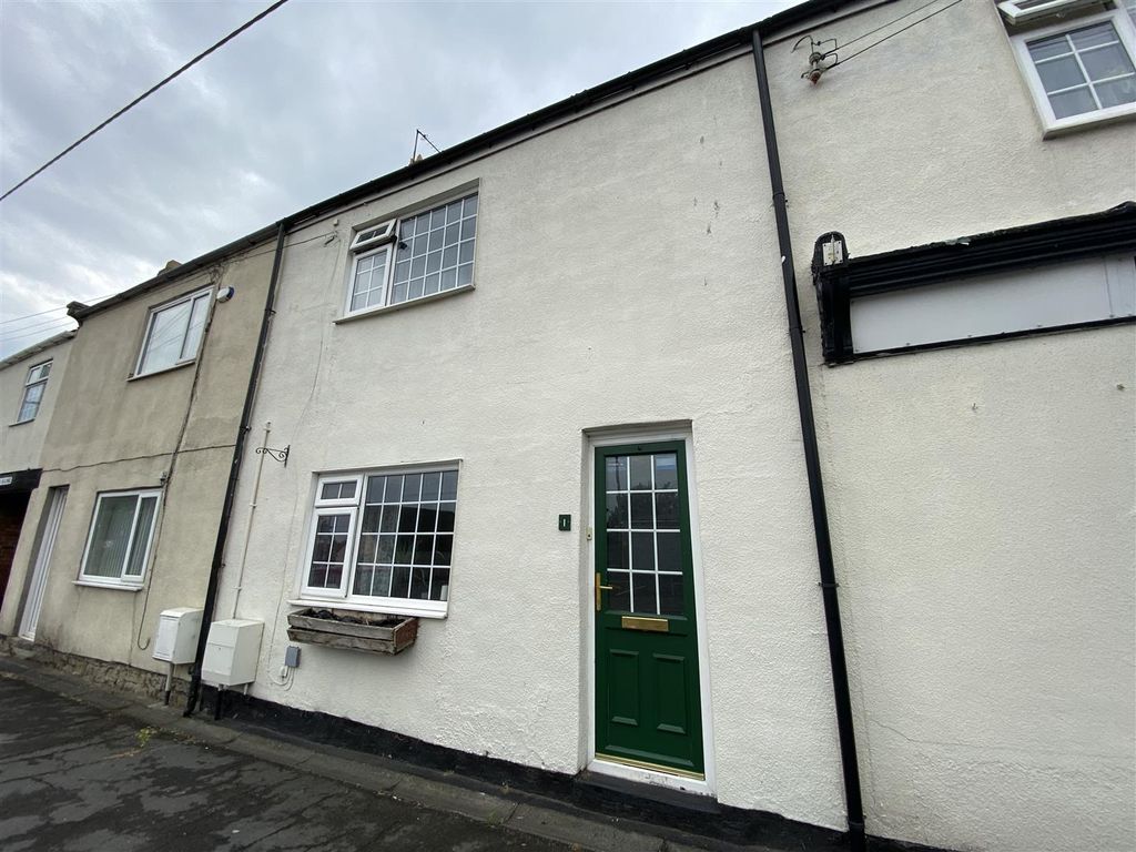 3 bed end terrace house for sale in Hares Buildings, Newfield, Chester