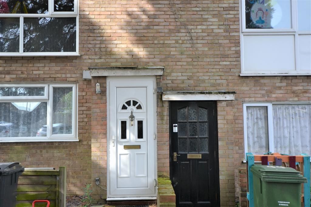 2 bed to rent in Boyce Road, Stanford Le Hope, Essex SS17