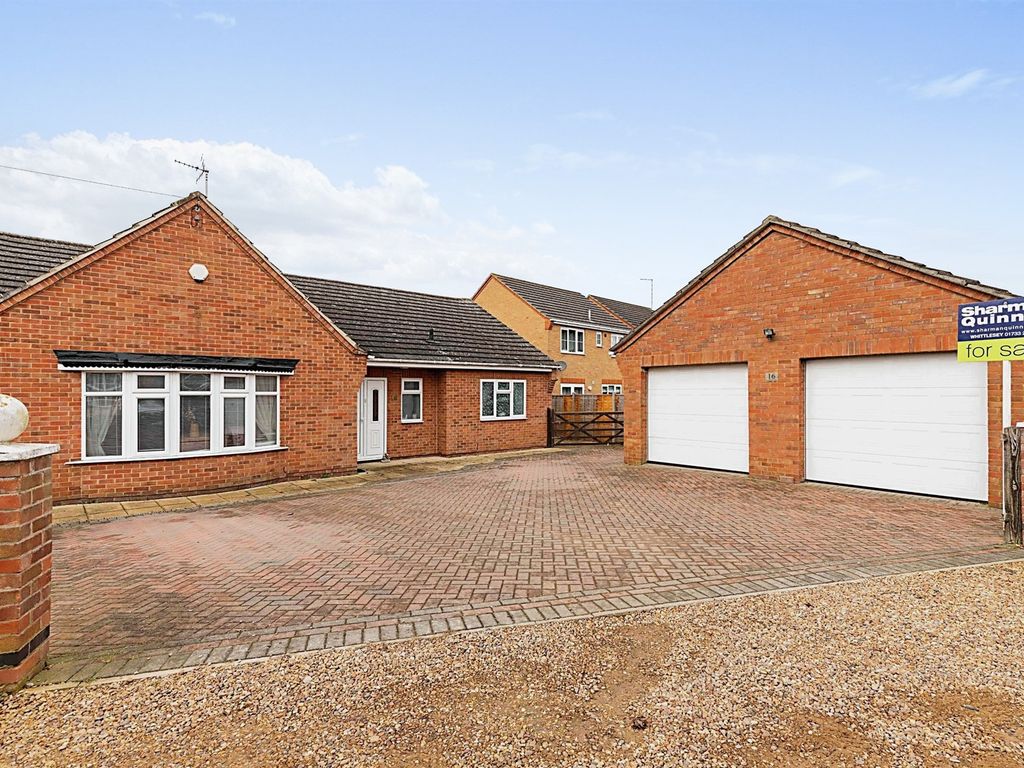 4 bed detached bungalow for sale in Horsegate Lane, Whittlesey