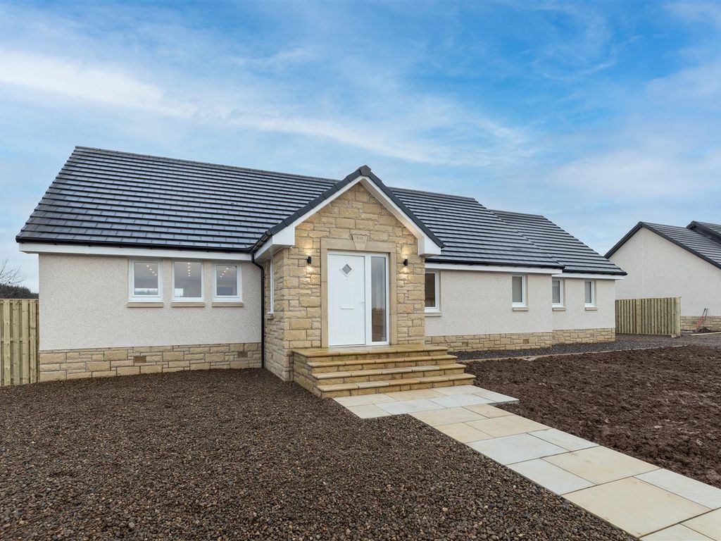 4 bed property for sale in Whitelea Road, Burrelton, Blairgowrie PH13