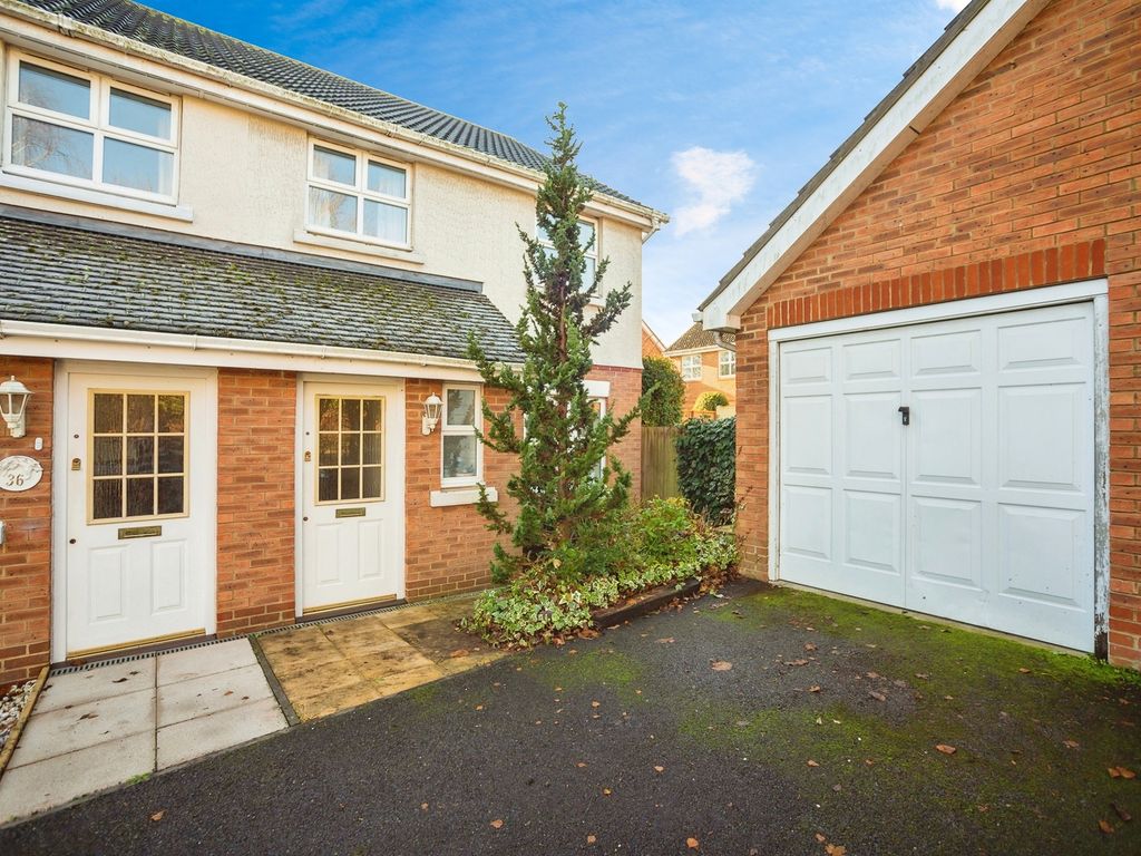 3 bed end terrace house for sale in Christopher Bushell Way, Kennington