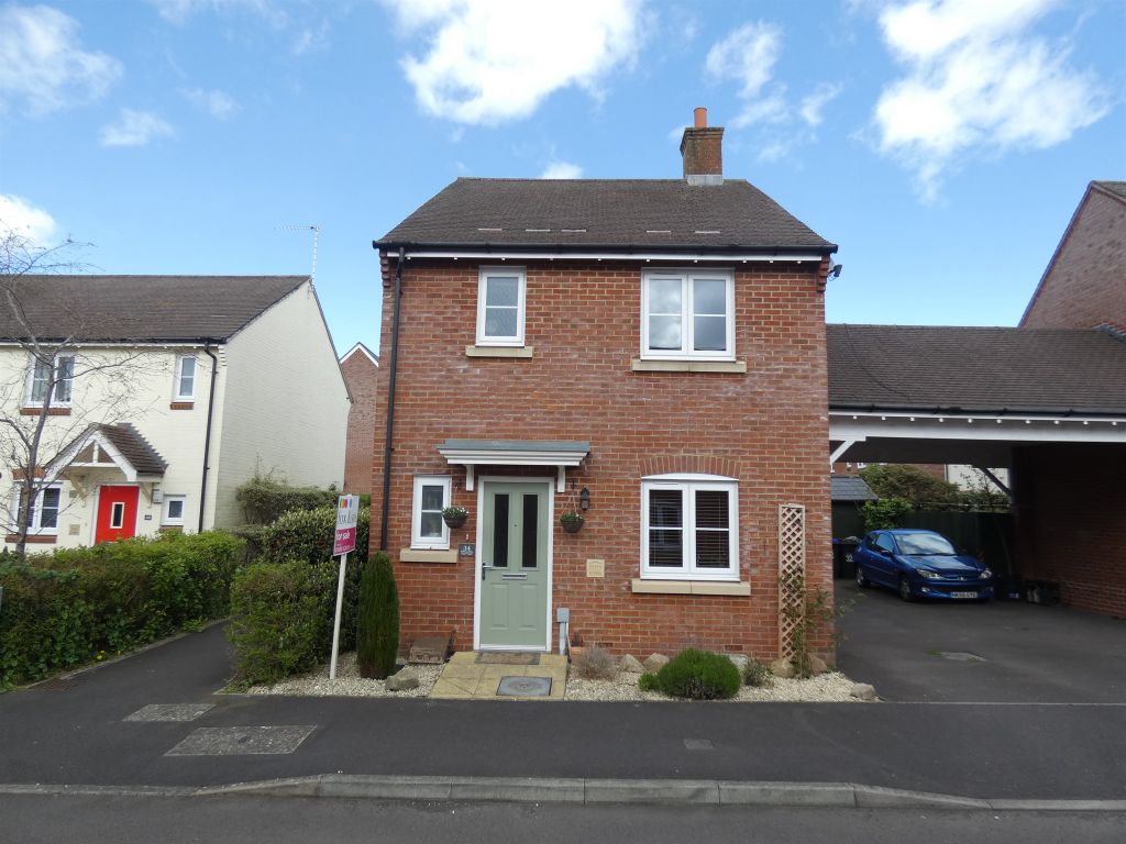3 bed detached house for sale in Primrose Place, Durrington, Salisbury