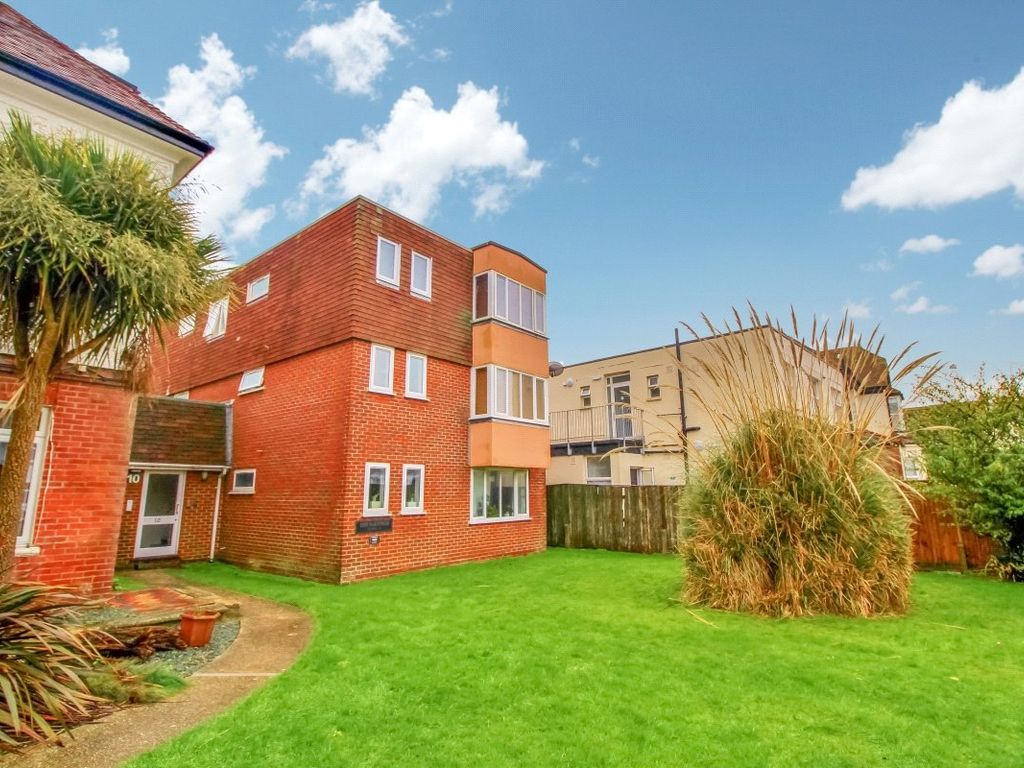 1 bed flat for sale in Victoria Drive, Bognor Regis, West Sussex PO21