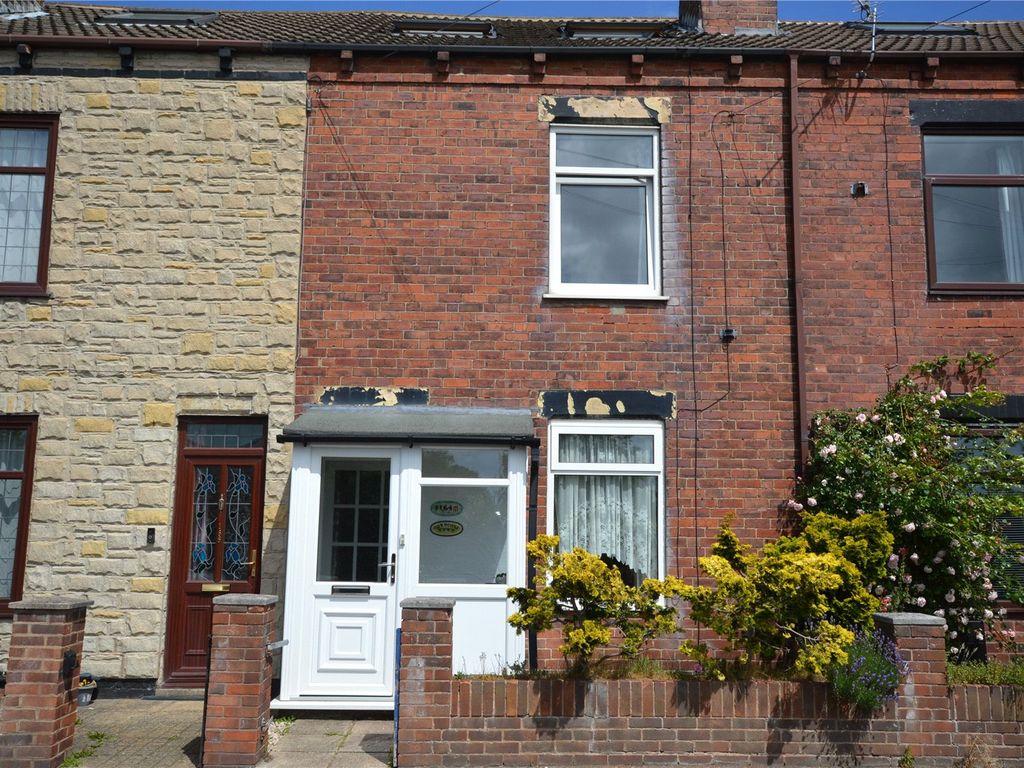 3 bed terraced house for sale in Leeds Road, Allerton Bywater