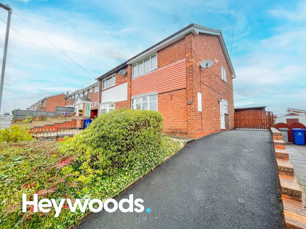 3 bed semidetached house to rent in Newmount Road, Longton, StokeOn