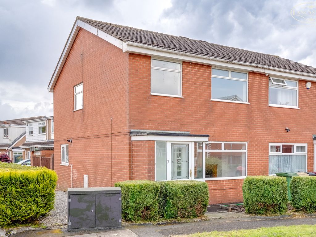 3 bed semidetached house for sale in Eskdale Avenue, Blackrod, Bolton