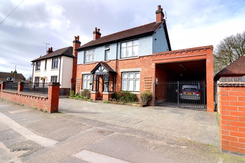4 bed detached house for sale in Weston Road, Stafford, Staffordshire