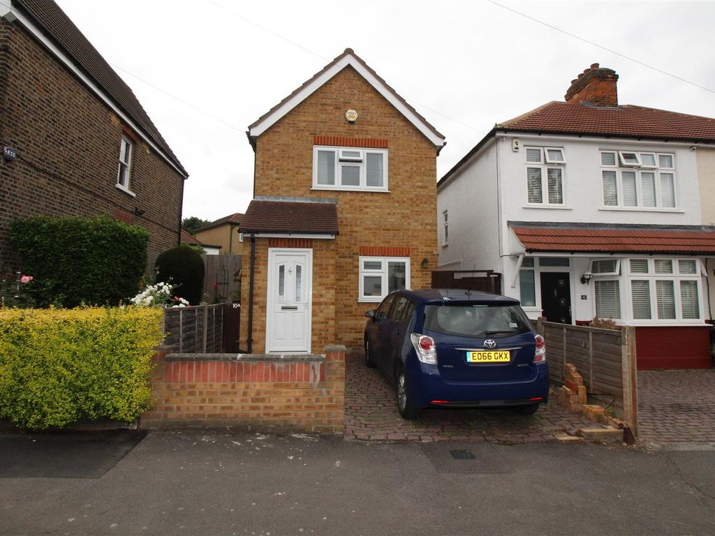 2 bed detached house for sale in Roding Avenue, Woodford Green IG8 Zoopla