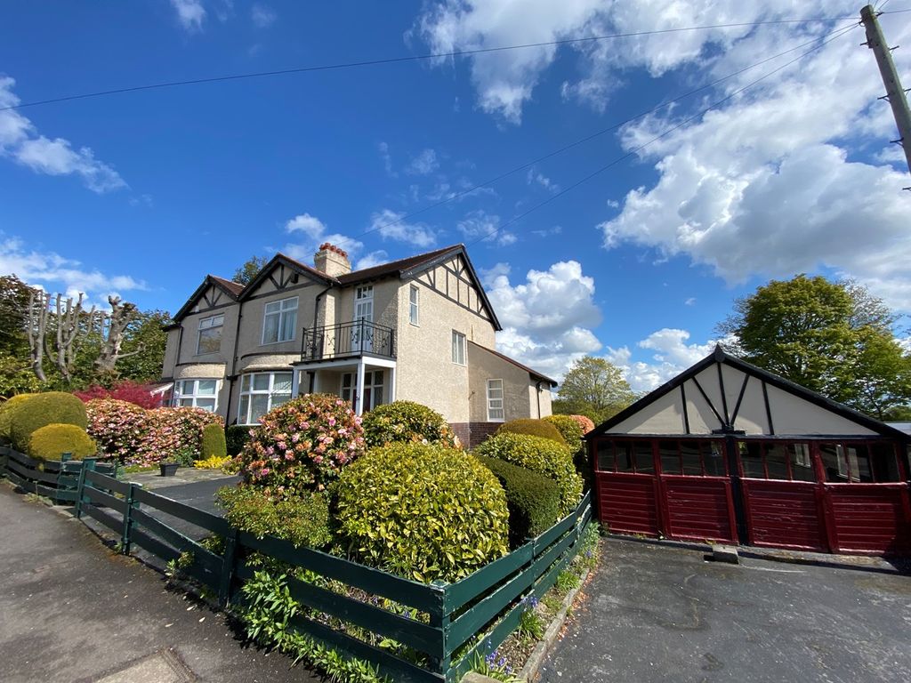 3 bed semidetached house for sale in Lightridge Road, Fixby