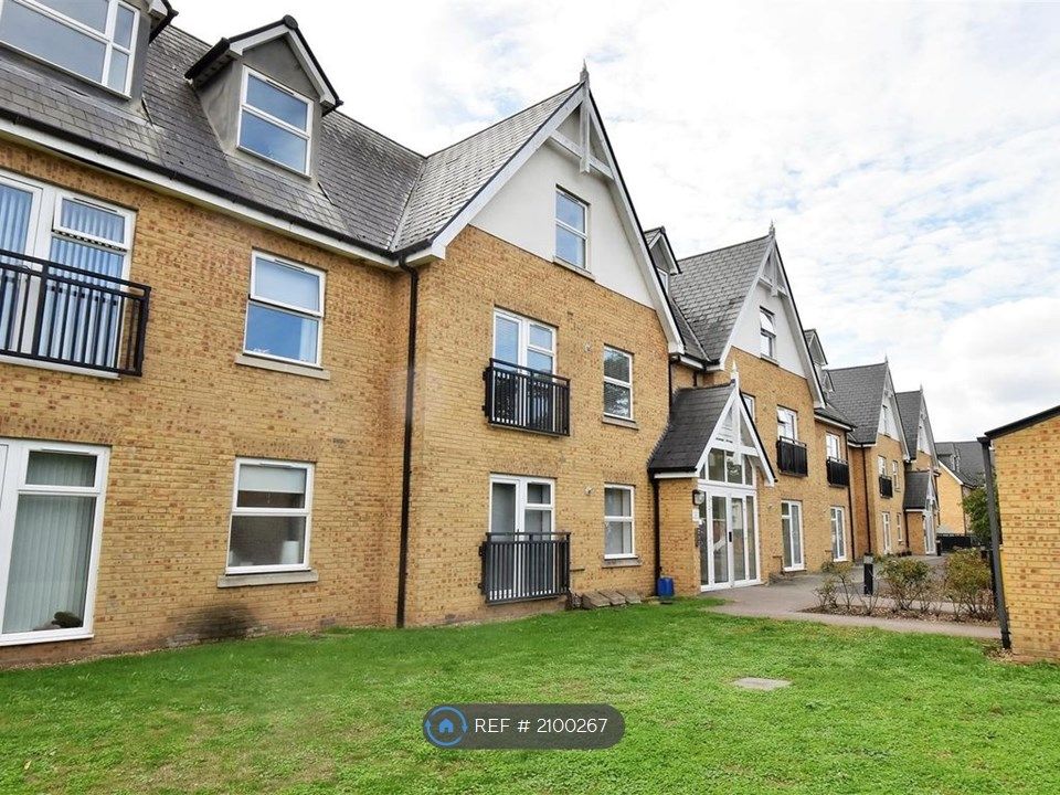 Studio to rent in Tanners Close, Crayford, Dartford DA1, £1,100 pcm