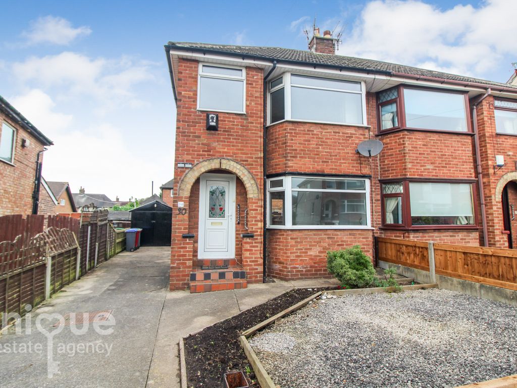 3 bed semidetached house for sale in Bowfell Close, Blackpool FY4, £