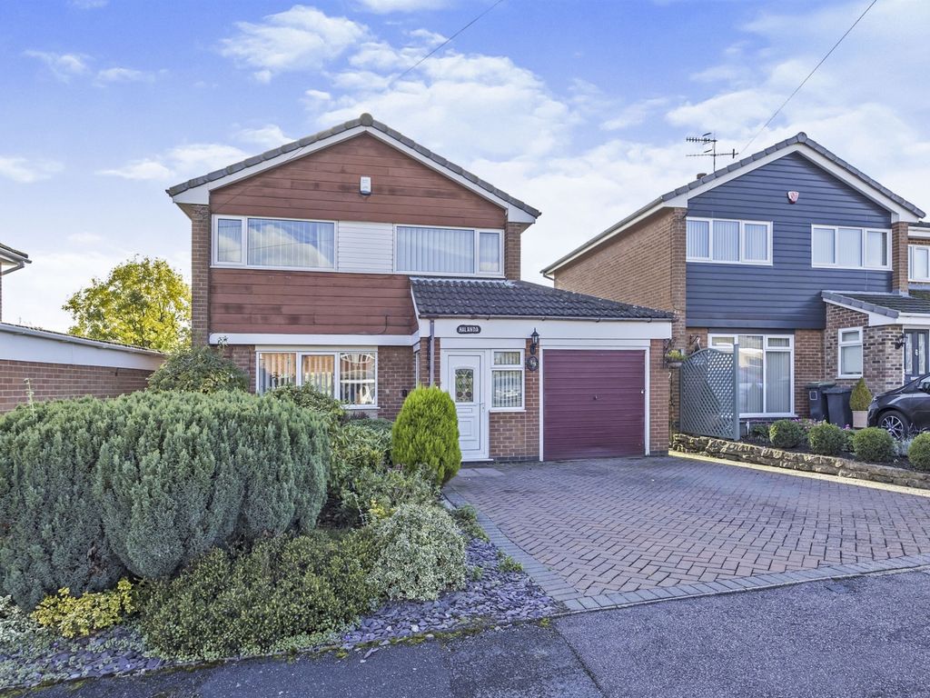 3 bed detached house for sale in Thistle Close, Newthorpe, Nottingham