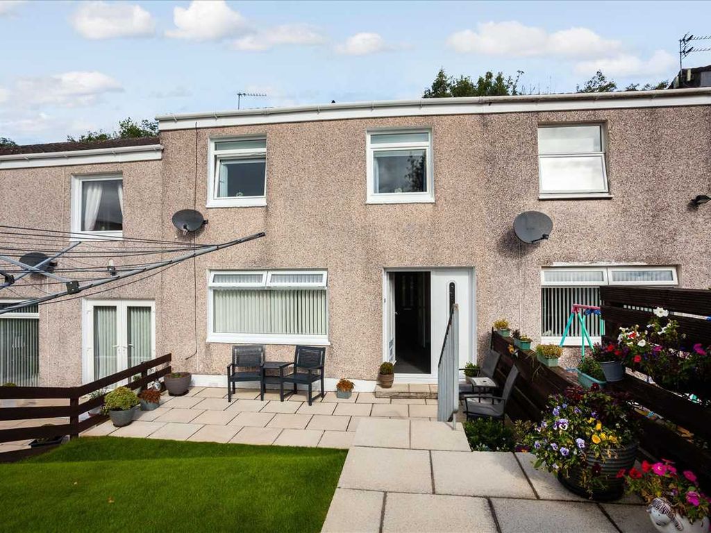 3 bed terraced house for sale in Sycamore Court, Greenhills, East
