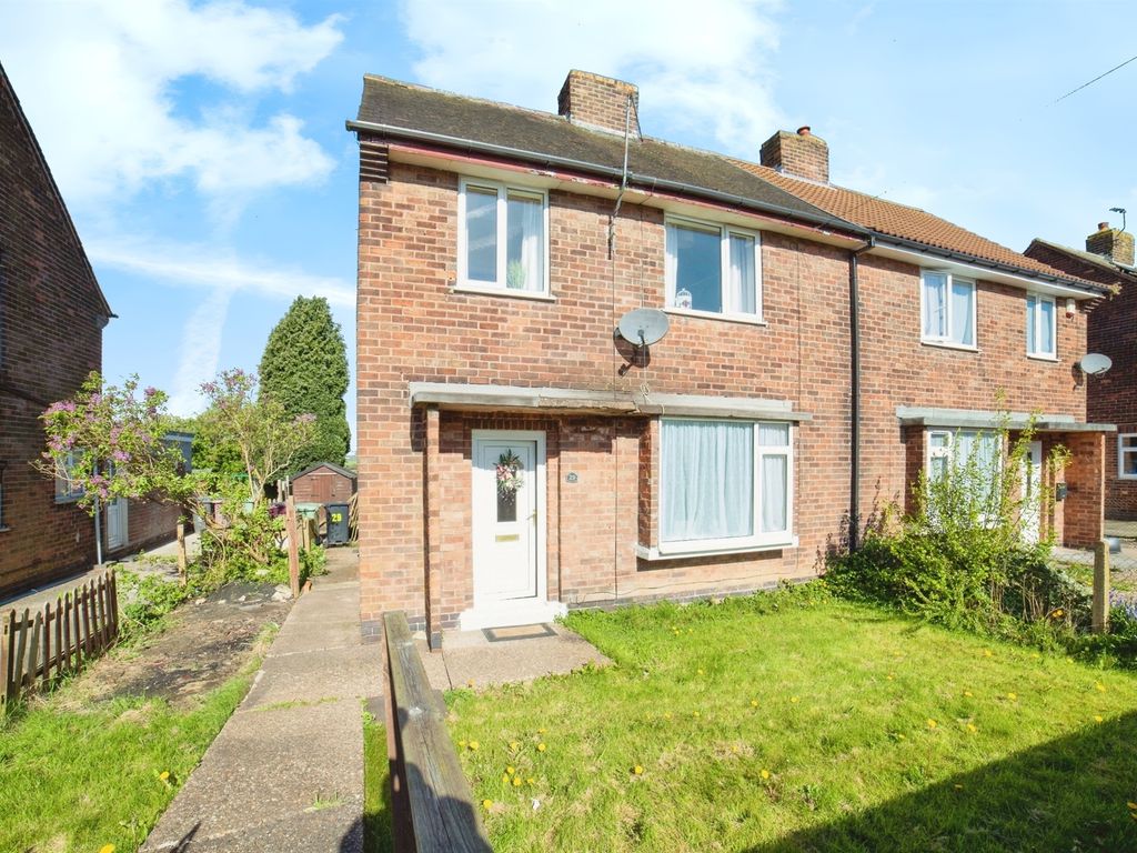 3 bed semidetached house for sale in West View, Tibshelf, Alfreton