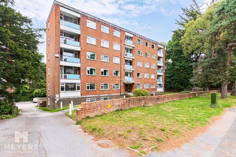 2 bed flat for sale in Surrey Road, Westbourne, Bournemouth BH4 Zoopla
