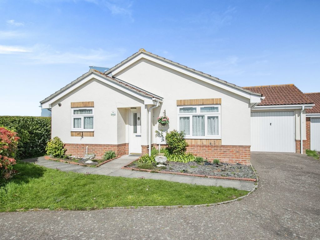 3 bed detached bungalow for sale in Low Road, Dovercourt, Harwich CO12