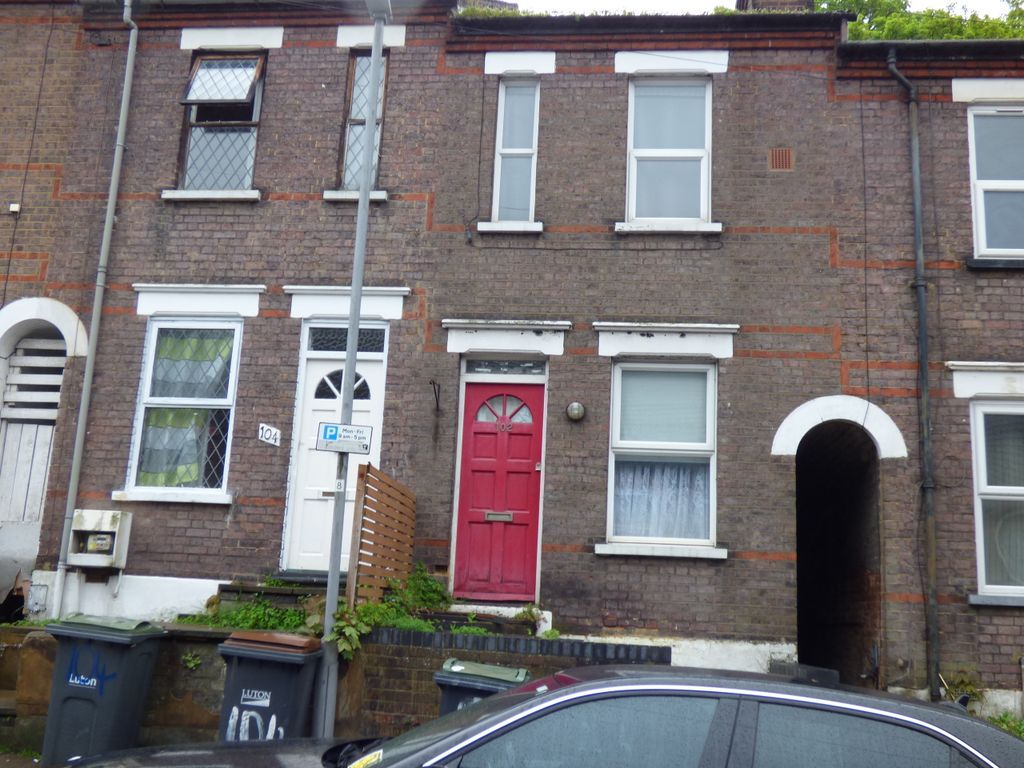 2 bed terraced house for sale in Hartley Road, Luton LU2 Zoopla