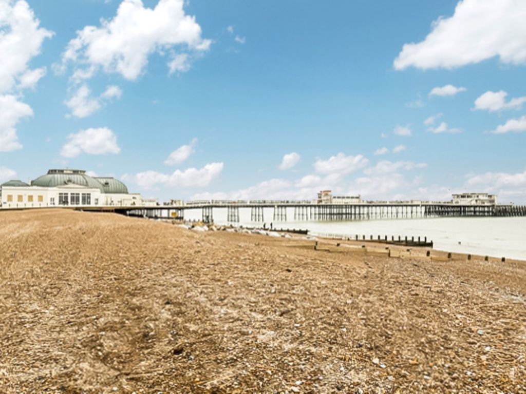 3 bed terraced house for sale in West Buildings, Worthing, West Sussex