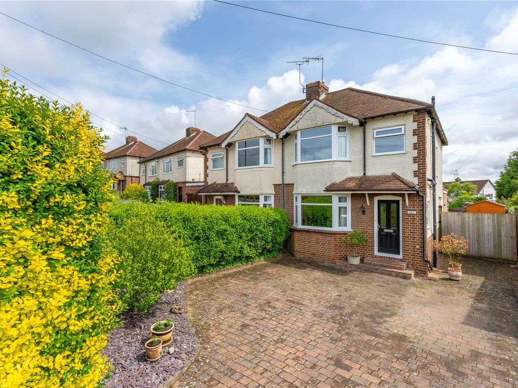 3 bed semidetached house for sale in Tonbridge Road, Maidstone ME16, £