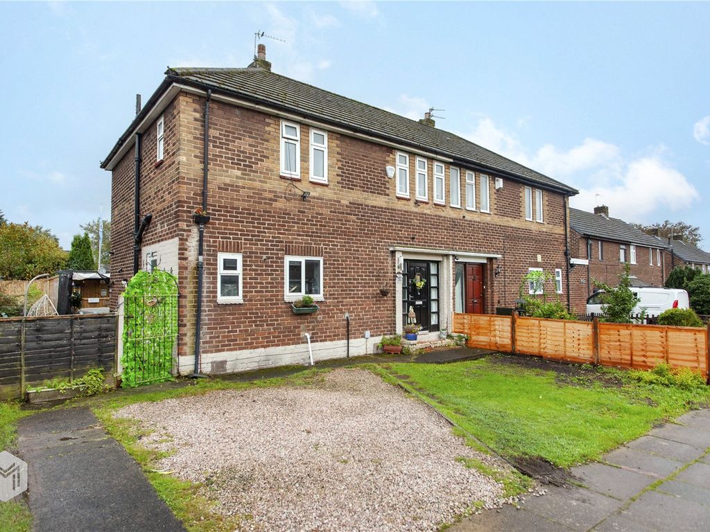 3 bed semidetached house for sale in Falcon Crescent, Clifton