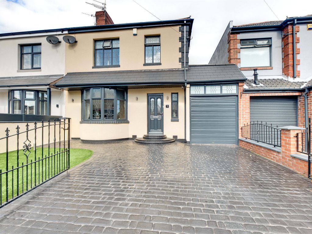 3 bed semidetached house for sale in Northmoor Road, Walkergate