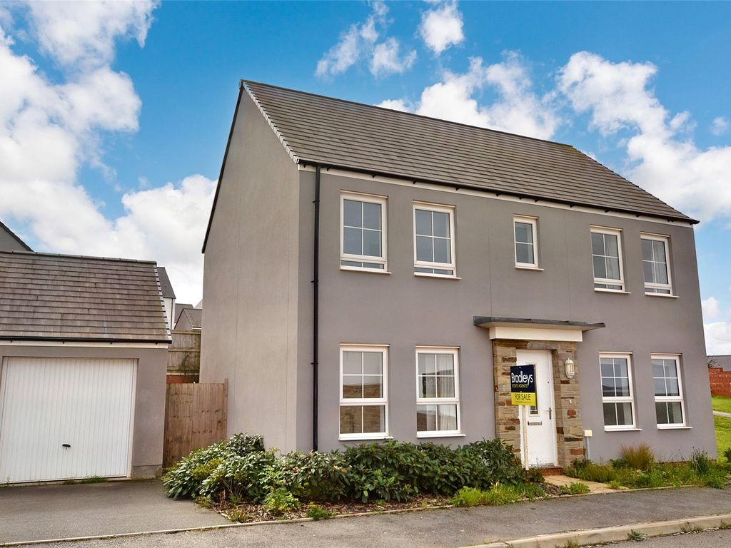4 bed detached house for sale in Kimlers Way, St. Martin, Looe