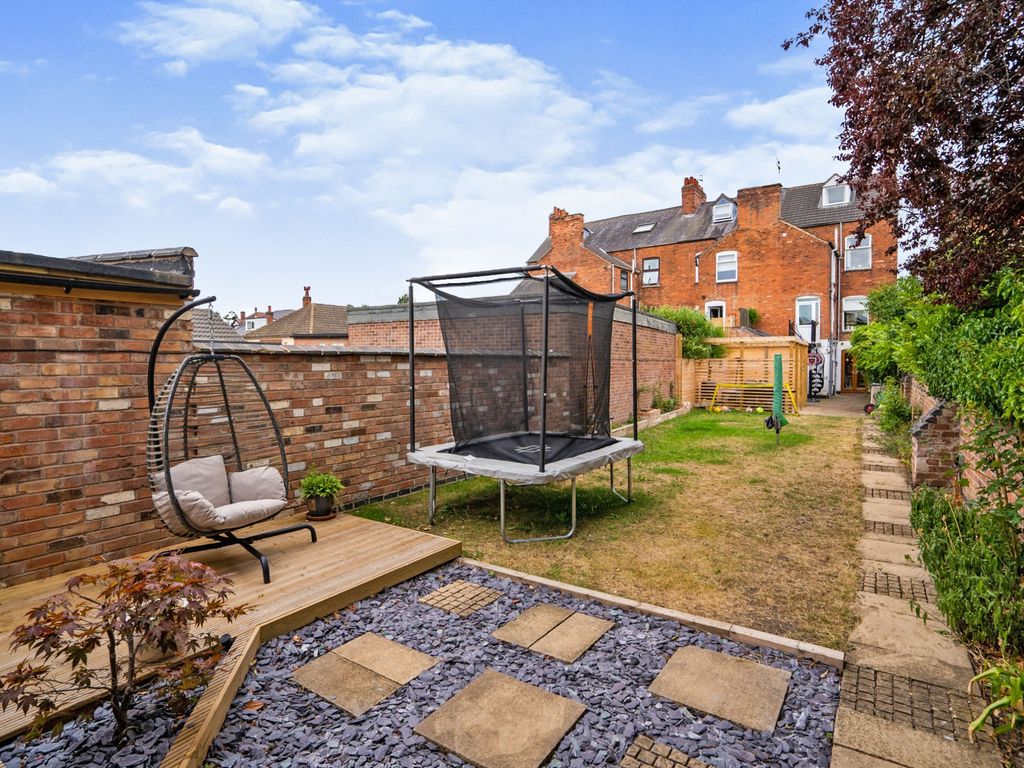 4 bed property for sale in Wanlip Road, Syston, Leicester LE7 Zoopla
