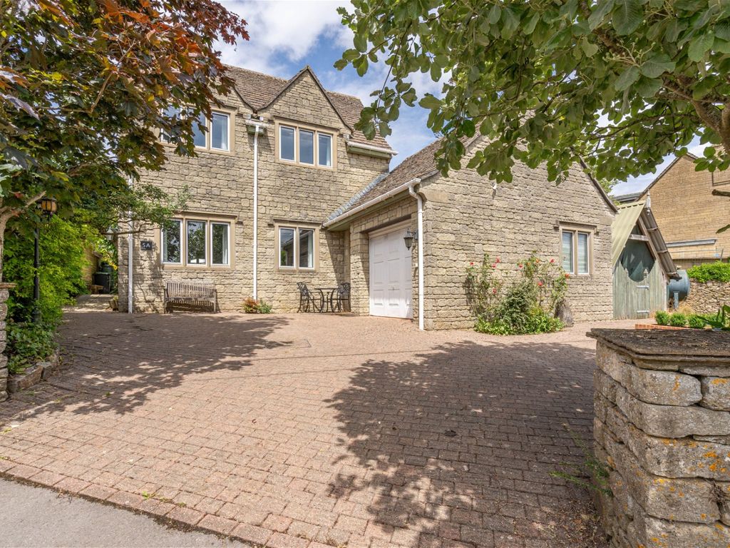 4 bed detached house for sale in Grove Road, Sherston, Malmesbury SN16