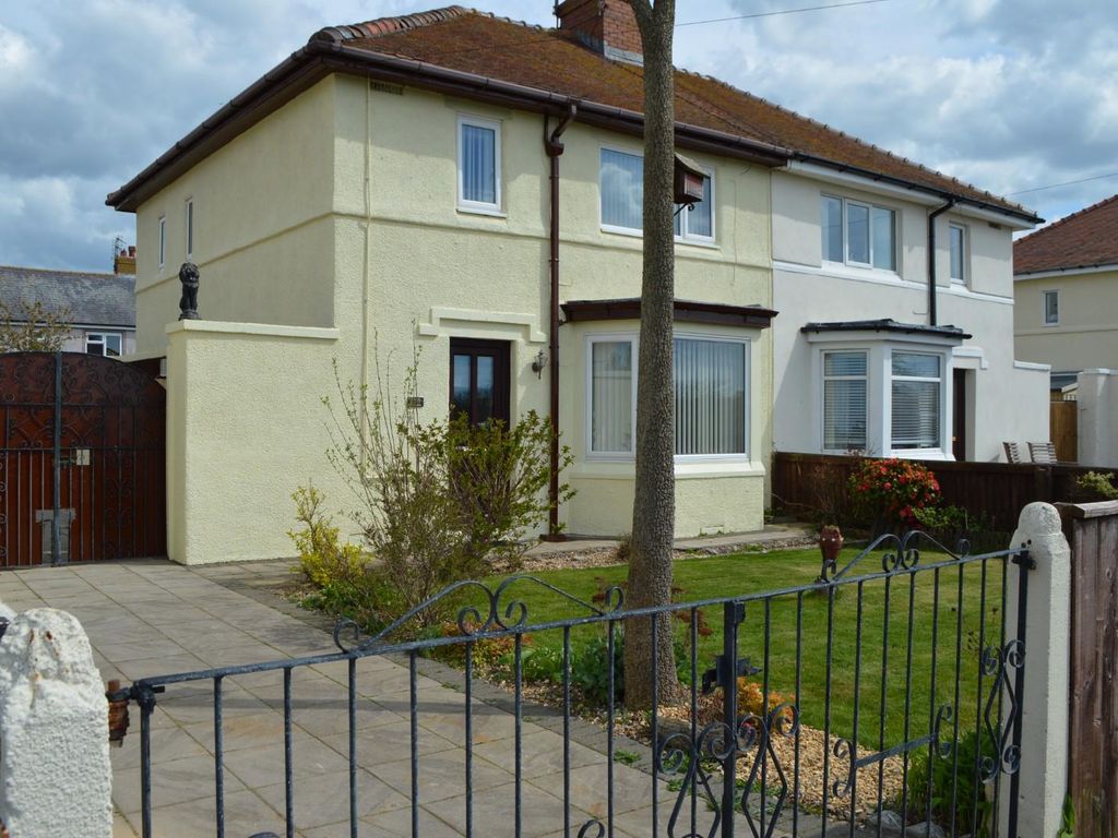 3 bed semidetached house for sale in Beach Road, Fleetwood FY7, £