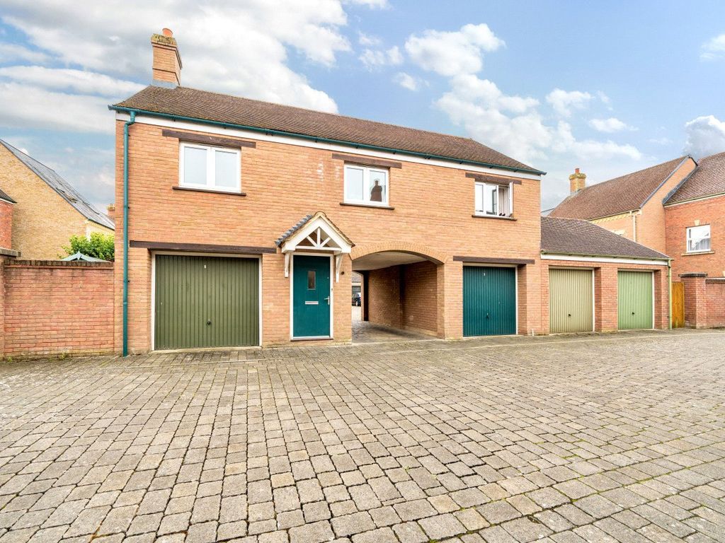2 bed detached house for sale in Ewden Close, Wichelstowe, Swindon, Wiltshire SN1 Zoopla