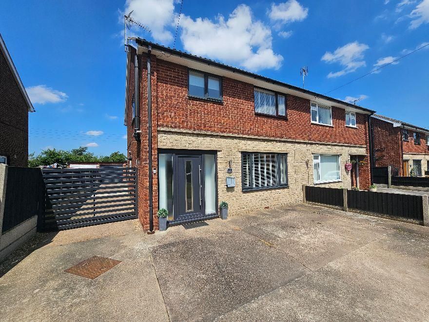 3 bed semidetached house for sale in Tuxford Road, NormantonOnTrent, Newark NG23, £255,000