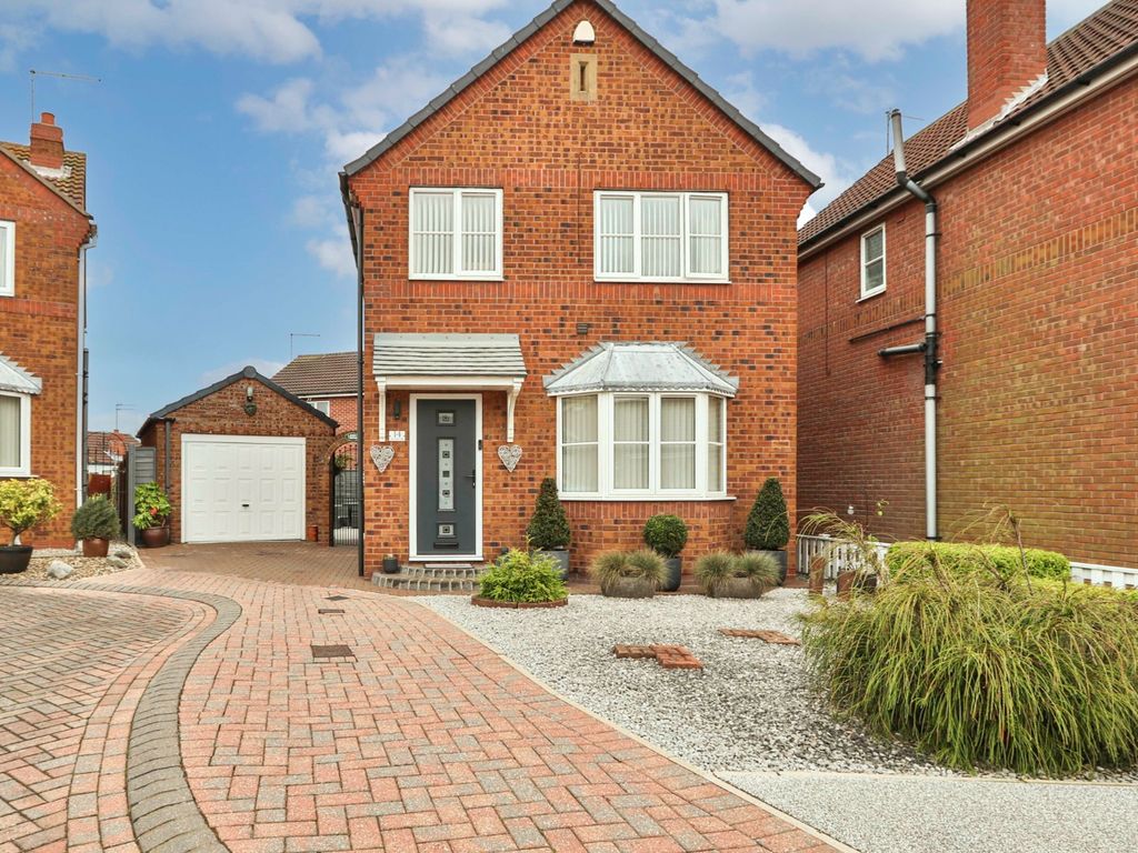 3 bed detached house for sale in Chaytor Close, Hedon, Hull HU12 Zoopla