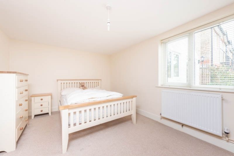 Room to rent in West Way, Botley, Oxford OX2 Zoopla