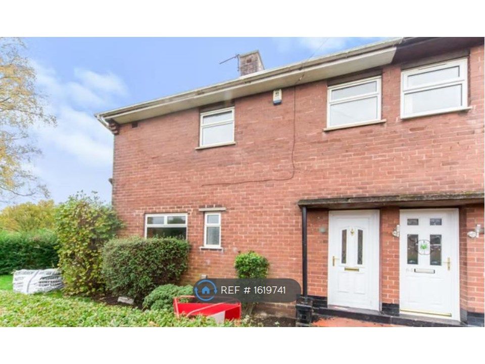 3 bed semidetached house to rent in Hoskins Road, StokeOnTrent ST6