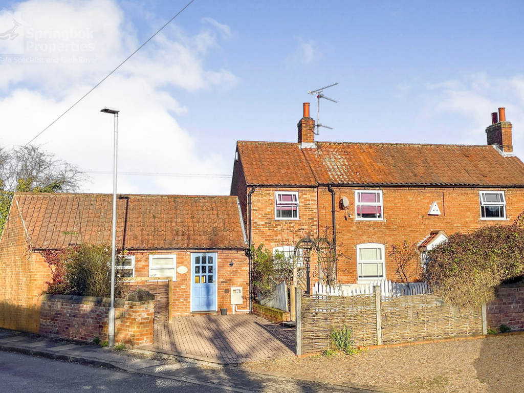 4 bed detached house for sale in Kirklington Road, Southwell