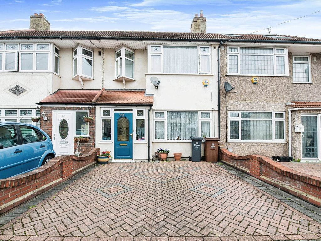 3 bed terraced house for sale in Western Avenue, Dagenham RM10 Zoopla