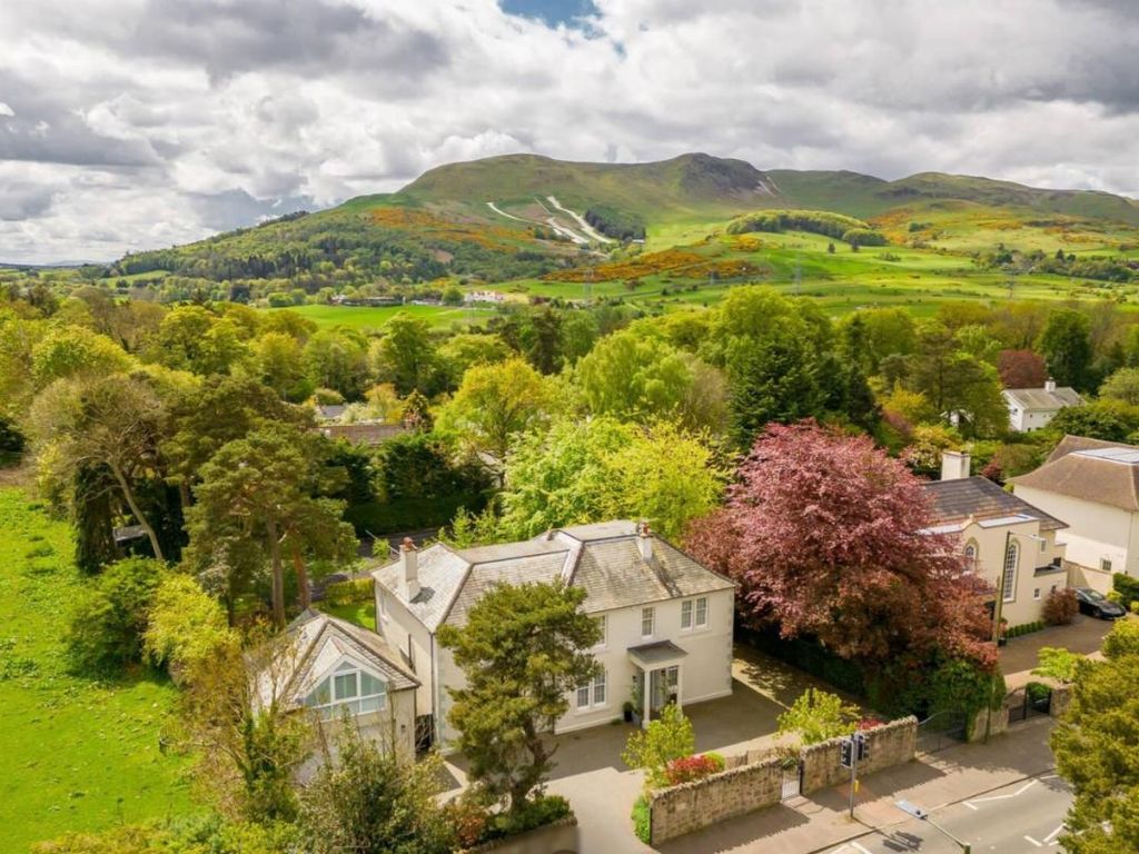 6 bed detached house for sale in Frogston Road West, Fairmilehead