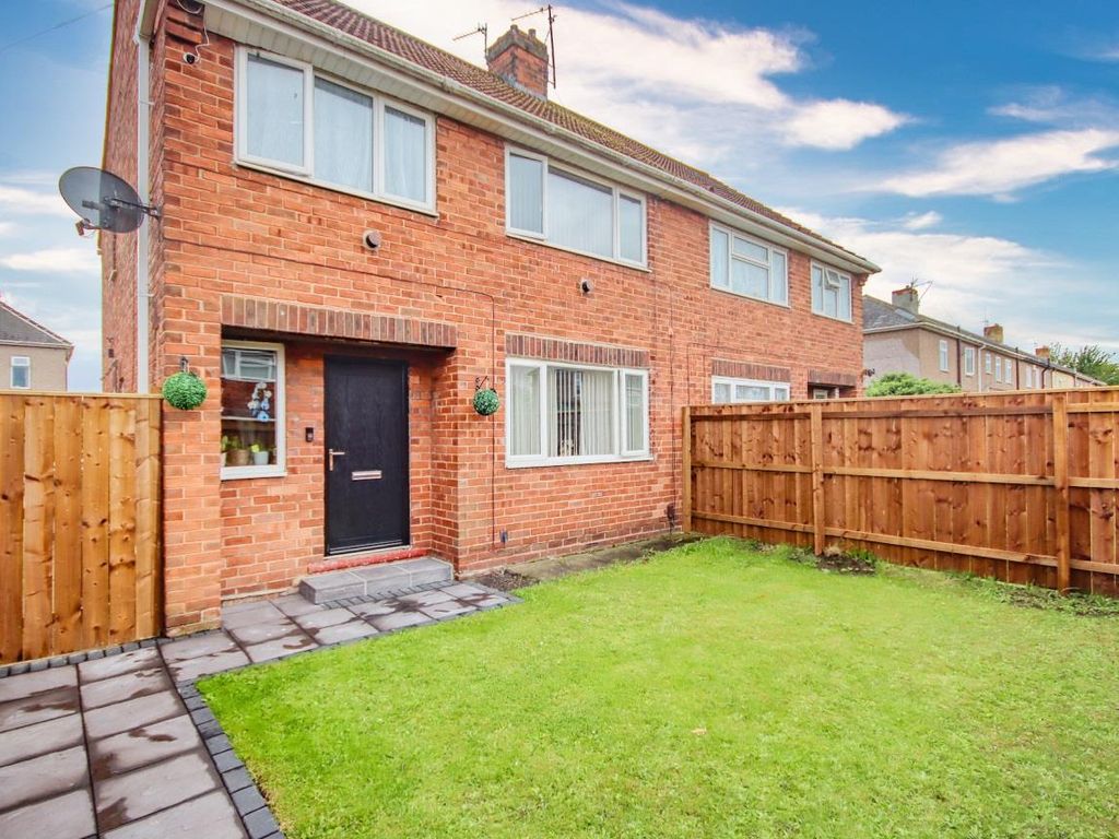 4 bed semidetached house for sale in Chestnut Grove, Thornaby