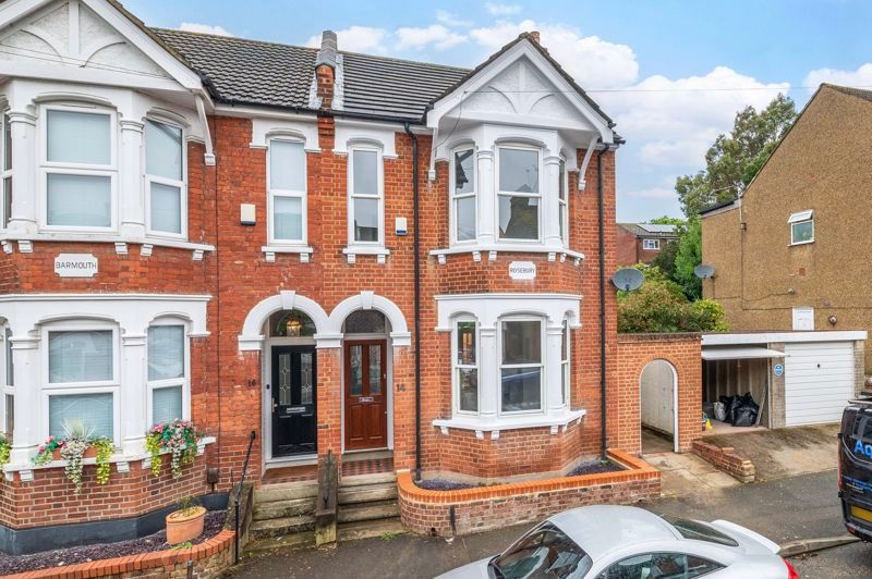 3 bed semidetached house for sale in Durham Road, Sidcup DA14 Zoopla