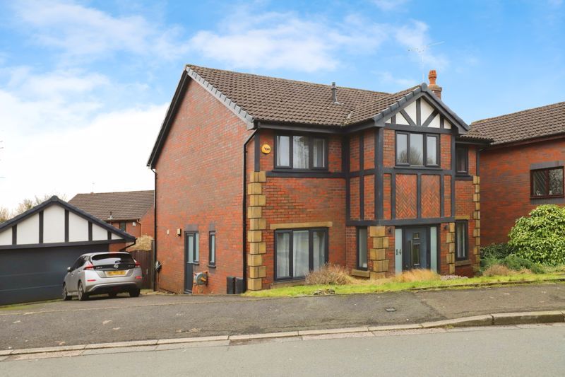 4 bed detached house for sale in Darlington Close, Bury BL8, £475,000