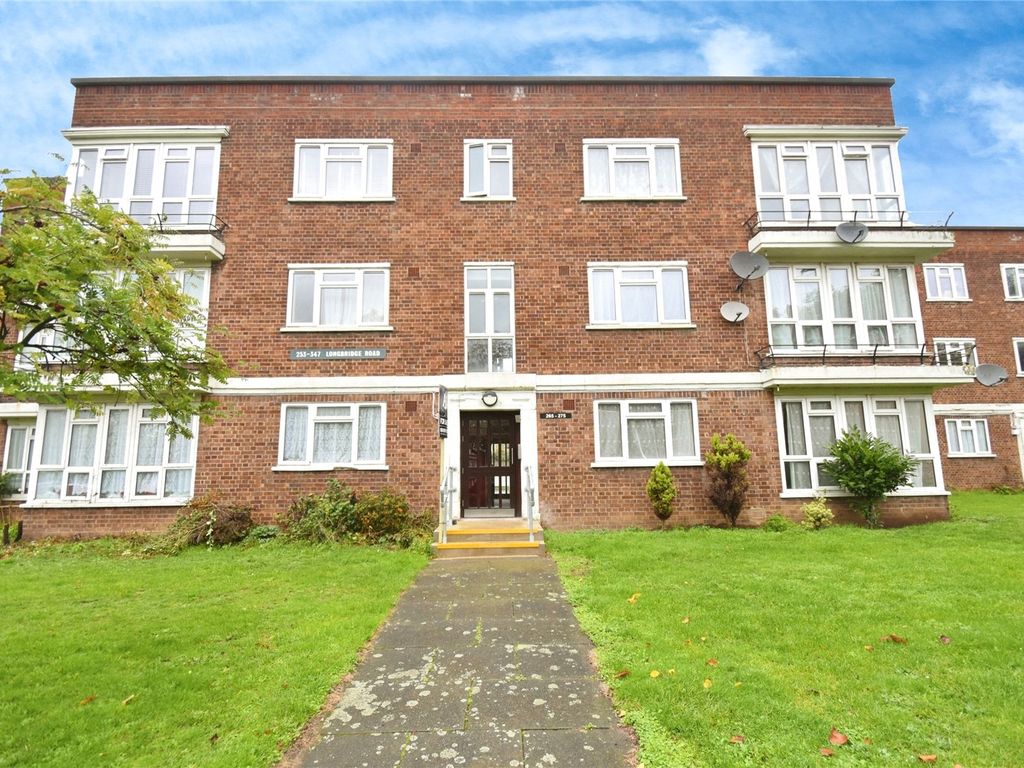 1 bed flat for sale in Longbridge Road, Barking IG11, £200,000 Zoopla