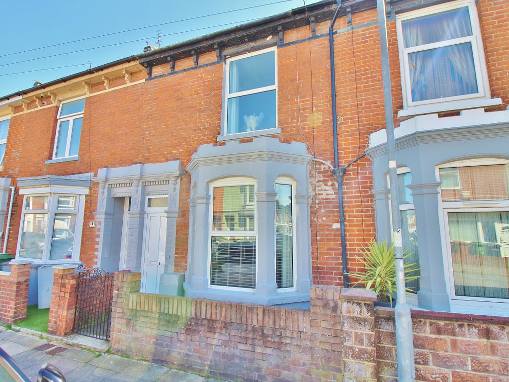 3 bed terraced house for sale in Shearer Road, Portsmouth PO1, £265,000