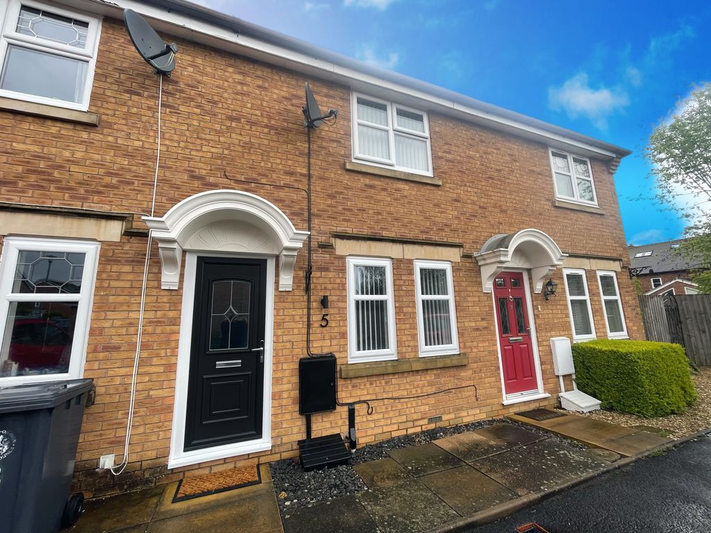 2 bed terraced house to rent in Arden Close, Wilmcote, Stratford Upon