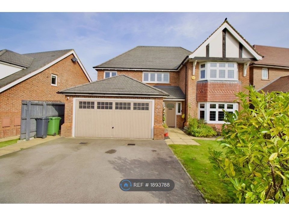 4 bed detached house to rent in Barlow Road, Hamilton, Leicester LE5, £