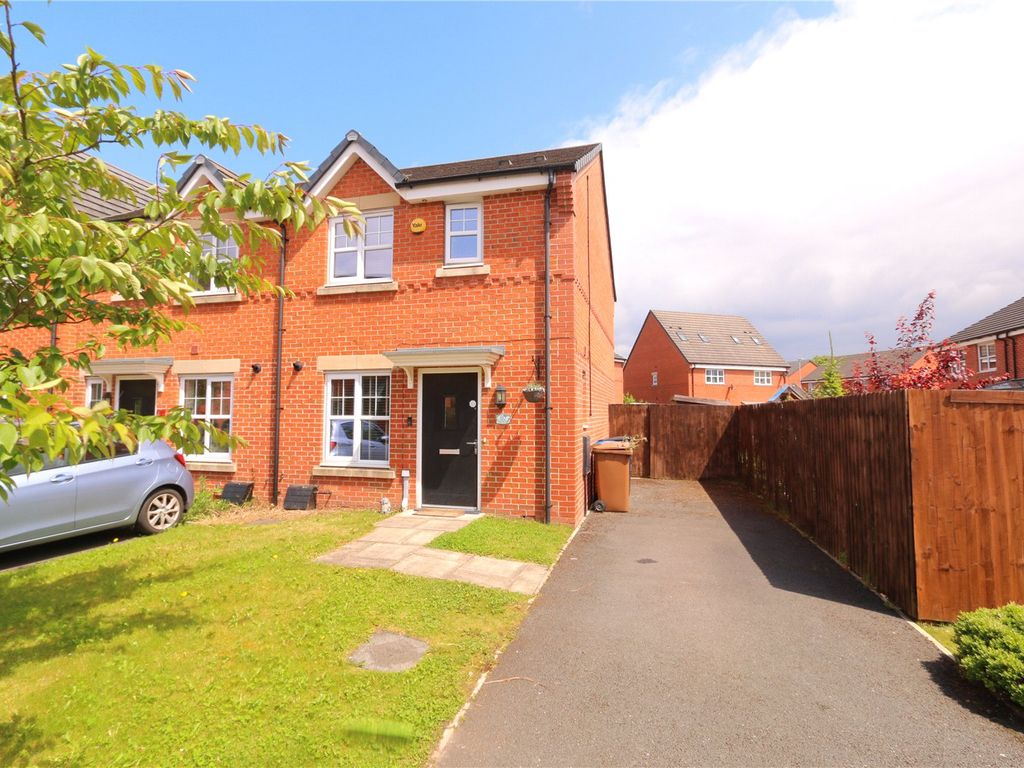 3 bed semidetached house to rent in Woodhouses Avenue, Audenshaw