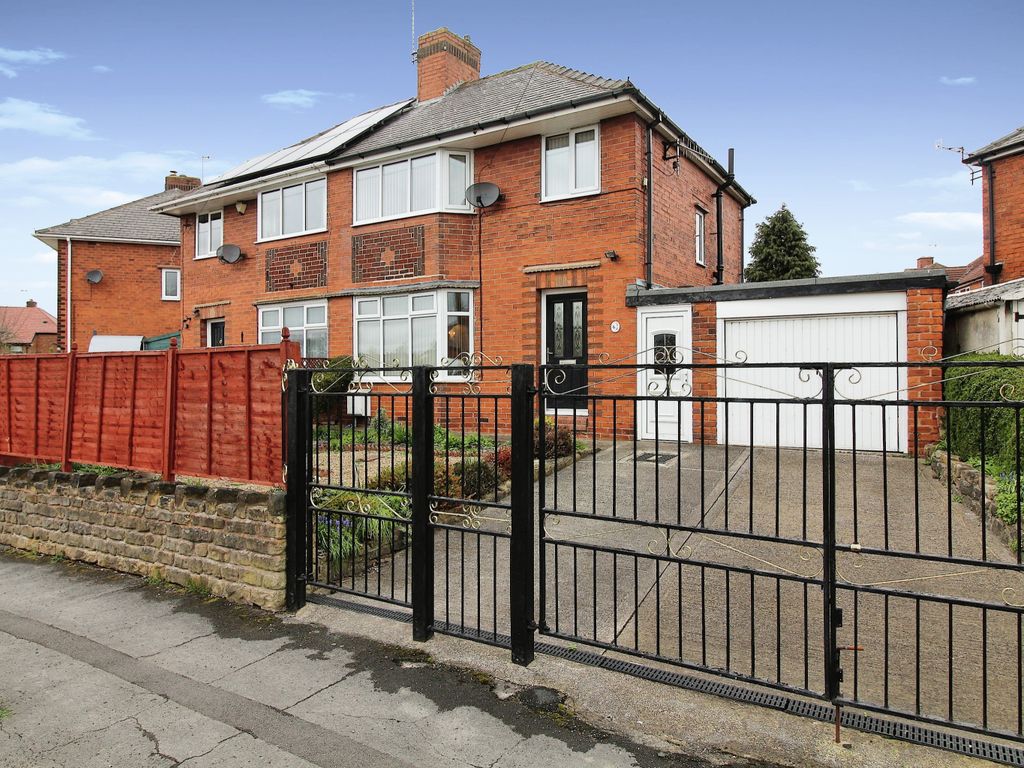 3 bed semidetached house for sale in Highbury Road, Newbold