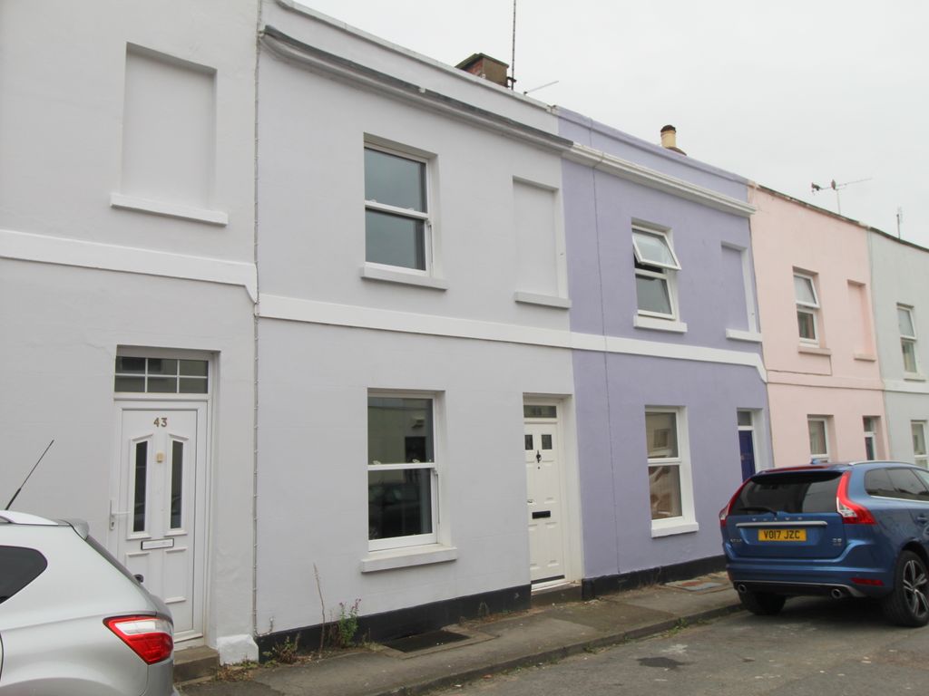 2 bed terraced house for sale in Keynsham Street, Cheltenham